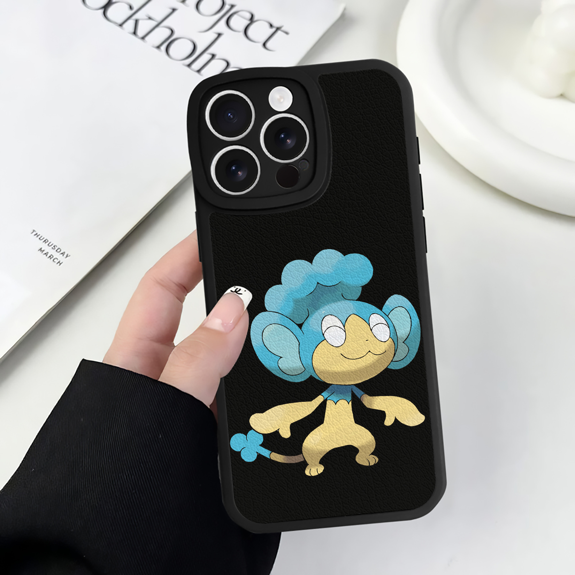 （画像用） ポケットモンスター Pokémon 【iPhone 16シリーズ対応】シリコンスマホケース（レザー調） 材質：シリコン